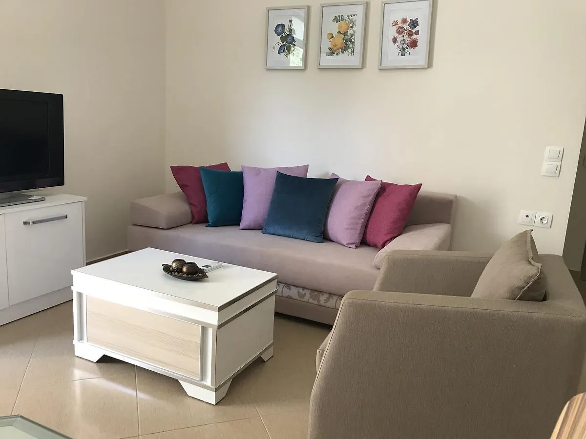 White Jasmine Apartment Sarandë