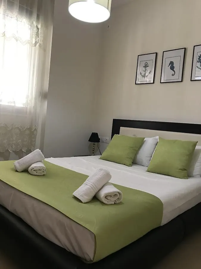 White Jasmine Apartment Sarandë